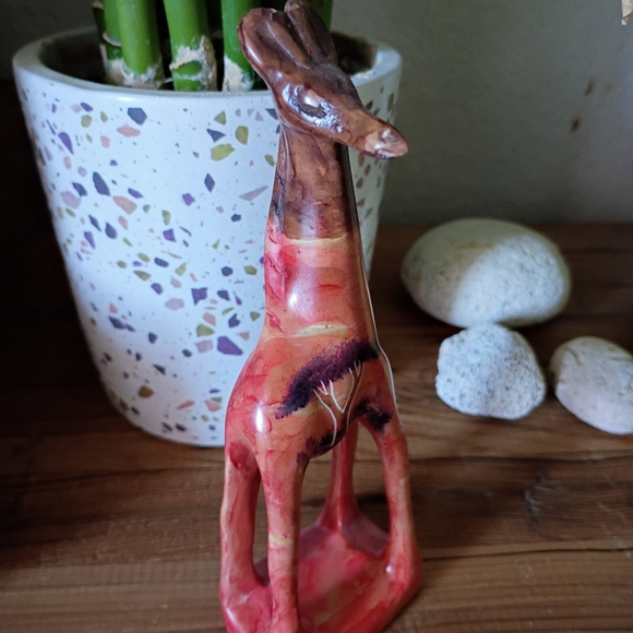 Hand Crafted Bone Carved Giraffe Figurine in Earthy Tones - Picture 2 of 4